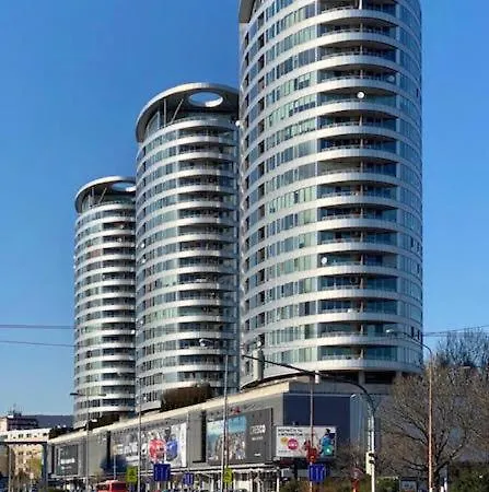 Towers - With Free Minibar Appartement Bratislava